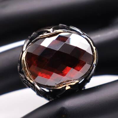 AgaKulche Silver Men's Red Stone Double Spear Ring - 5