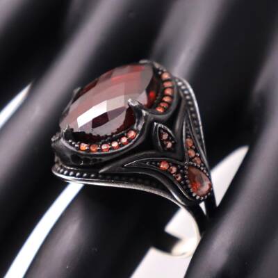 AgaKulche Silver Men's Red Stone Tulip Pattern Ring - 2