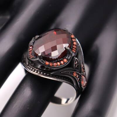 AgaKulche Silver Men's Red Stone Tulip Pattern Ring - 3